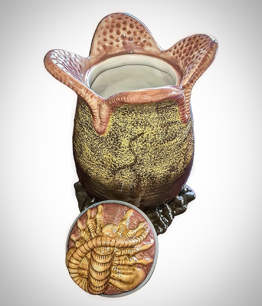 AlienCollectors.com - Your Alien Figures and Merchandising Web Portal